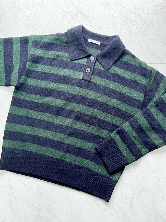 2490円→1990円に値下げ中!GUの“もちもちニット”肌ざわりが気持ちいいし、パンツコーデで大活躍!「甘すぎないデザイン」「これを着ていると好評です」