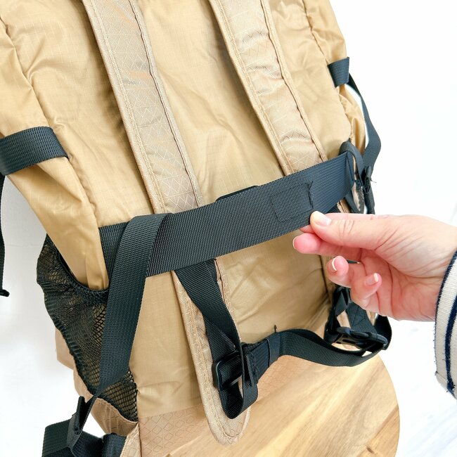 「3個目リピ買い」「文句なしのお品」ワークマンの“大容量バッグ”1泊分の荷物が入るし、2WAYで使えて楽ちん！「重たさを感じません」