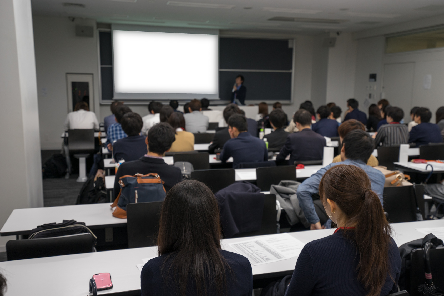 20代社員がビジネスマナー講座に殺到する理由