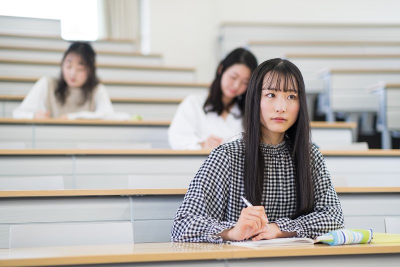 「学校に行くのと独学するのとどちらが効率的か?」への超納得の回答