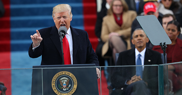 トランプ大統領・異色の就任演説から学ぶリーダーのスピーチ