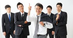 今年の忘年会、「開催派」管理職のアウトぶりが自社にとどまらない理由