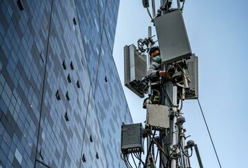 ファーウェイ創業者、米国に反撃ののろし