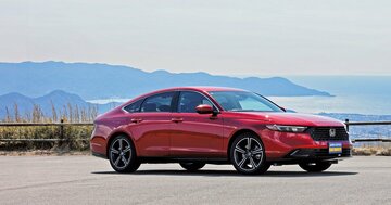 ホンダ・アコード「半日近く乗っても全く飽きない。とはいえ…」車両価格2割アップの真価とは?【試乗記】