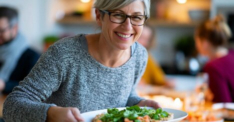 「食卓の定番品にまさかの効果が…！」認知症になる可能性が4分の3まで下がる「栄養素」とは？【オックスフォード大元研究者が明かす】