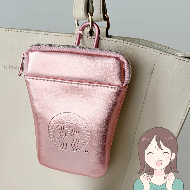 「朝イチで買ってきちゃった」スタバの“きらきら桜ポーチ”ドリンク券がついてお得すぎる!「買えて良かった」「お店出るときには無くなってた!」