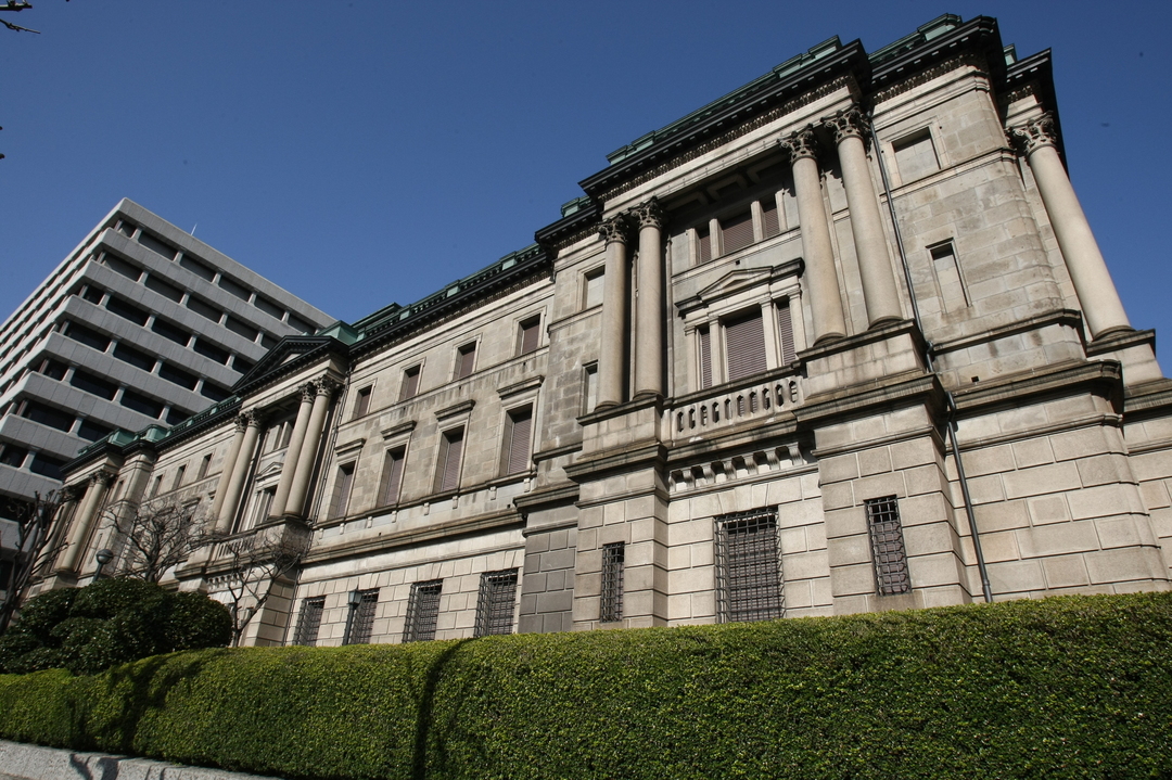 日銀よ目を覚ませ!<br />“金融政策一本足打法”は限界だ