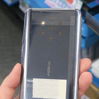 5眼カメラ！ ノキア「Nokia 9 PureView」がアキバに登場