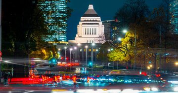 2024年日本経済「5つの鍵」、春闘賃上げ率は前年超えで実質賃金も7~9月期にプラス転換か