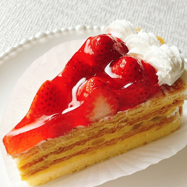 「衝撃的なおいしさ」「ほっぺた落ちる」コージーコーナーの“芸術品みたいなスイーツ”最後の一口までおいしい!「定期的に買うようになってしまった」