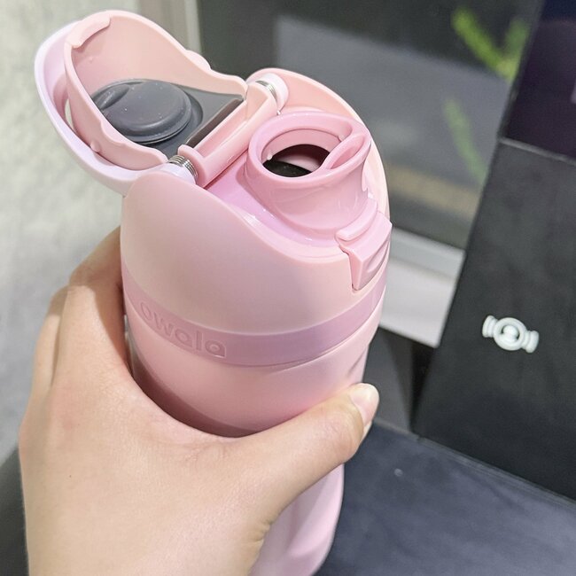 12時間たっても氷が溶けない…！アフタヌーンティーの「おしゃれボトル」コロンと丸みのあるシルエットがかわいい！