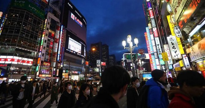 新型コロナで日本の外食に明暗、客層や立地が客足に影響