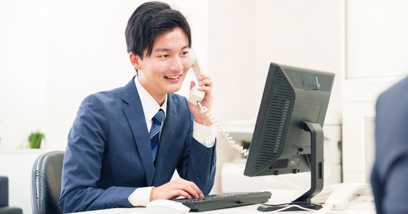 優しいけどダメなリーダーは「電話もLINEも使っていい」と言う。仕事ができるリーダーはどうする?