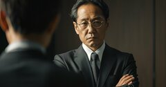 「どうしてミスしたの?」と聞くリーダーは信頼されない。では“優秀なリーダー”はどう問いかける?