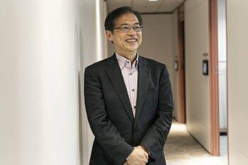小田氏