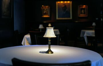 コロナ後の需要、急増するのは外食・娯楽・旅行