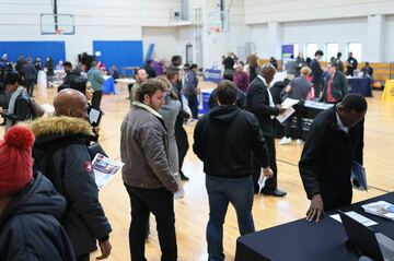 米就業者数、3月は22.8万人増　予想大きく上回る