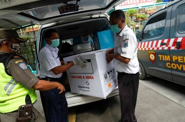 中国製ワクチン、有効性に疑問でも需要旺盛