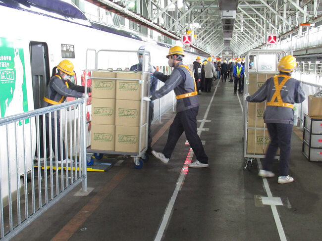JR東日本が「荷物専用新幹線」を3月スタート、車両改造と運用面で苦労した点とは？