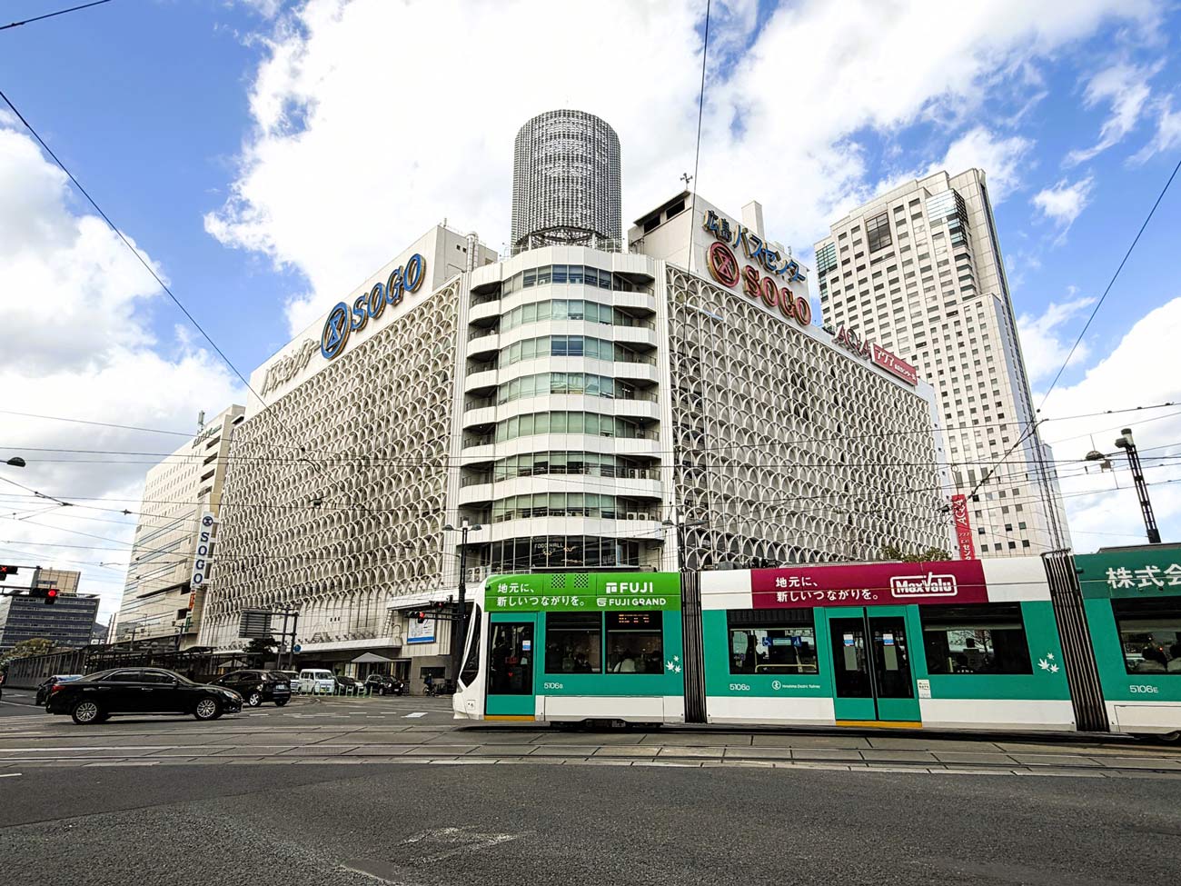 「一番泣いてしまいました…」路面電車が走る広島駅ビル「minamoa」、担当者が語った工事の舞台裏