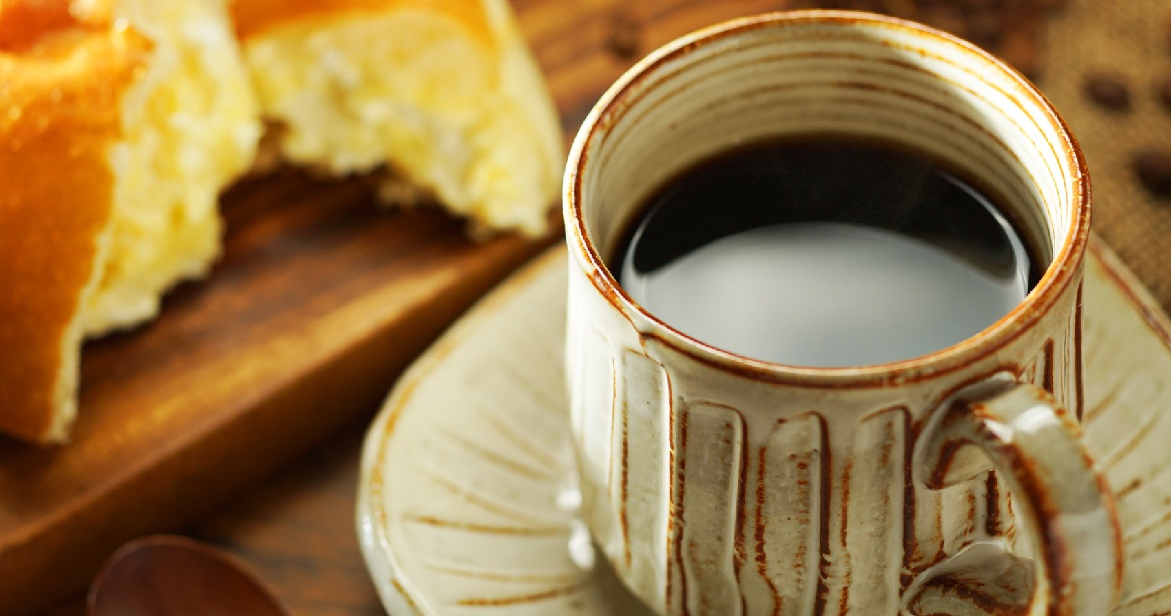 コーヒーはいつ飲むべき？「血糖値の乱高下」「睡眠不足」を招くNGタイミングとは