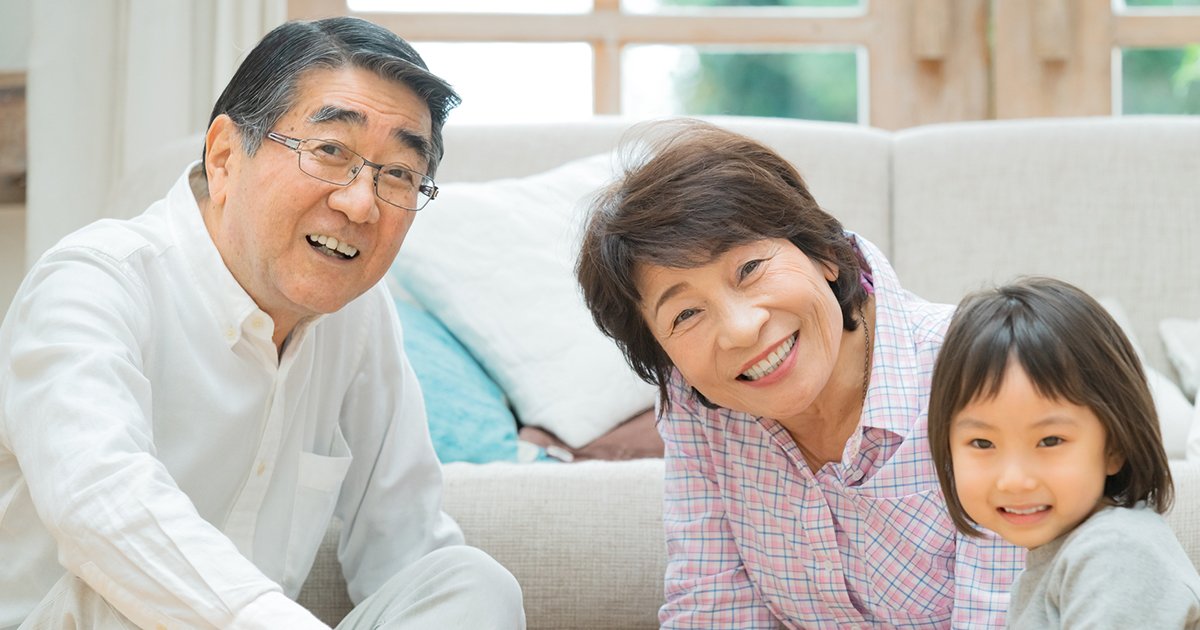 「おじいちゃん、これ買って！」孫のオネダリにどう返す？名家の祖父母が守る「たった1つのルール」