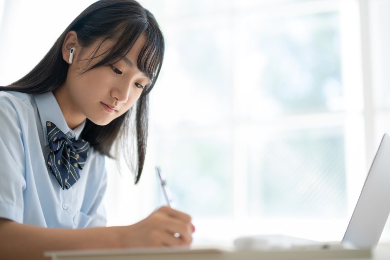 「ながら勉強」をやめるべき絶対的な理由