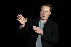 マスク氏、ツイッター定額サービスの改善案を投稿
