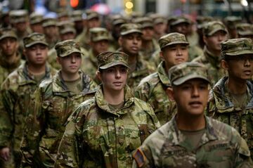 米陸軍の新兵勧誘、旧スローガンは奏功するか