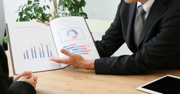 【ビジネス英語】「説明する、描写する」を英語でどう言う?