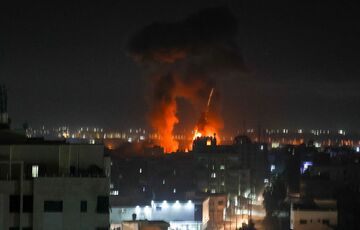 パレスチナ武装組織がイスラエルに再び風船爆弾　緊迫続く