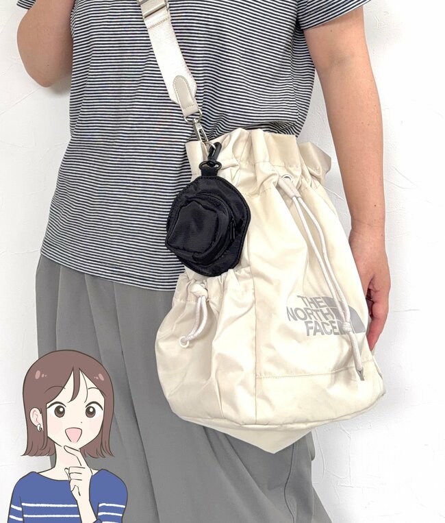 ミニ財布にちょうどいい…！ダイソーの“ミニチュアみたいなポーチ”ガバッと開いて中身が見やすい！「買わない選択肢がなかった」「アレンジせずにはいられない」【購入レビュー】