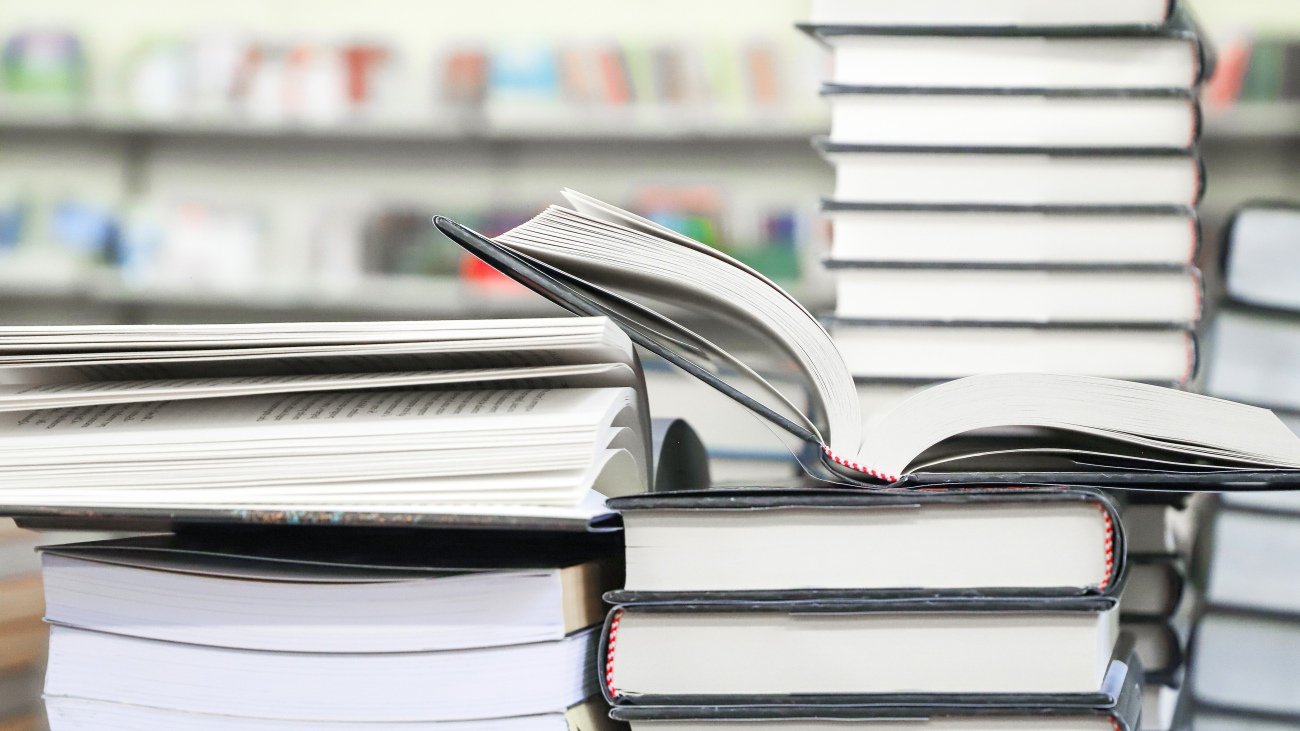 【投資のプロが断言】残酷な資本主義で富が増え続ける唯一最高の教科書とは？