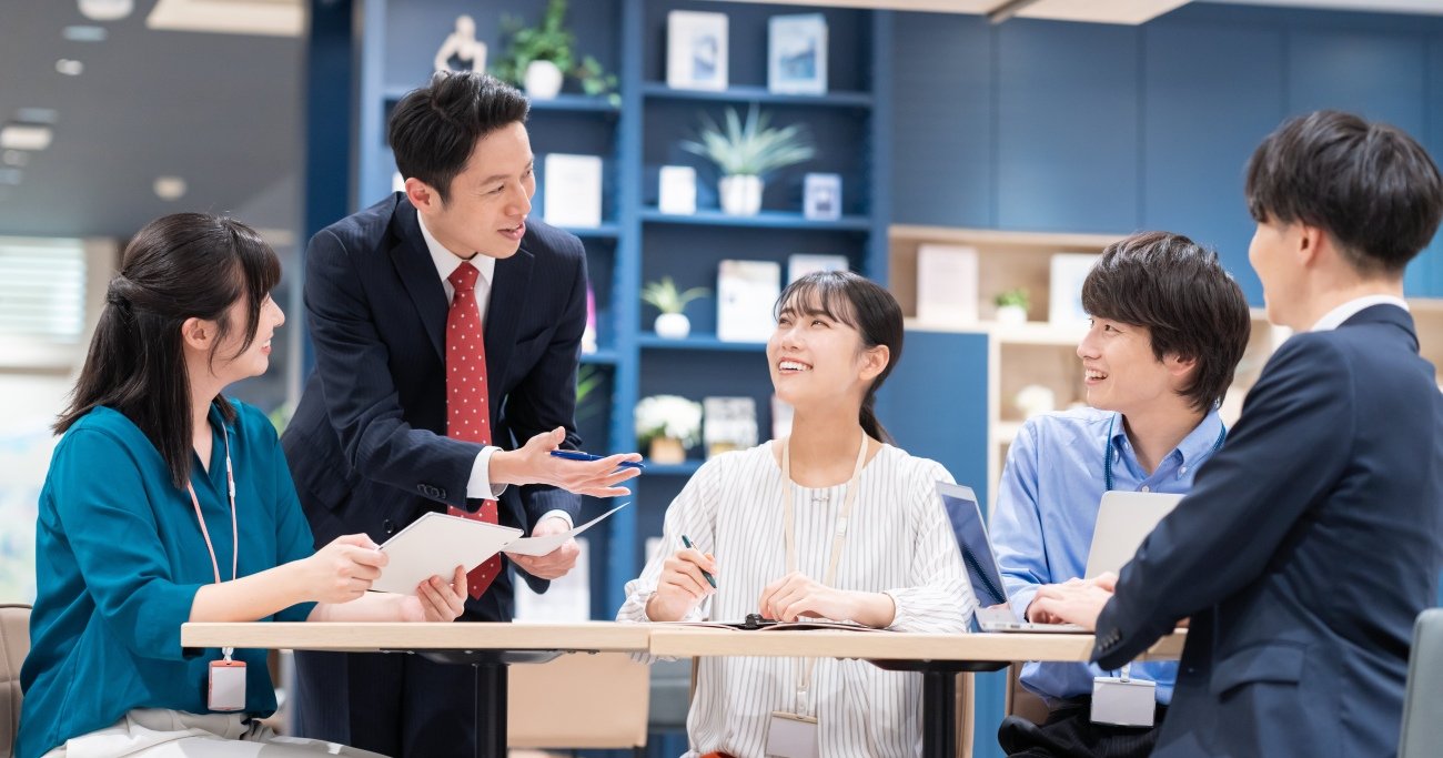なぜ日本の会議は「結論」から始めると失敗するのか - 戦略のデザイン