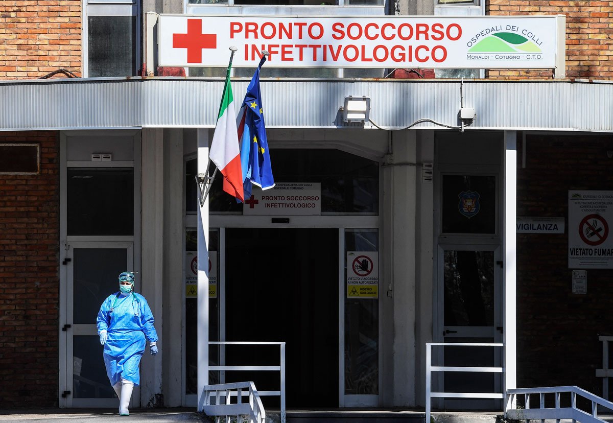 なぜ、イタリアではこれほど死亡者が増えてしまったのか