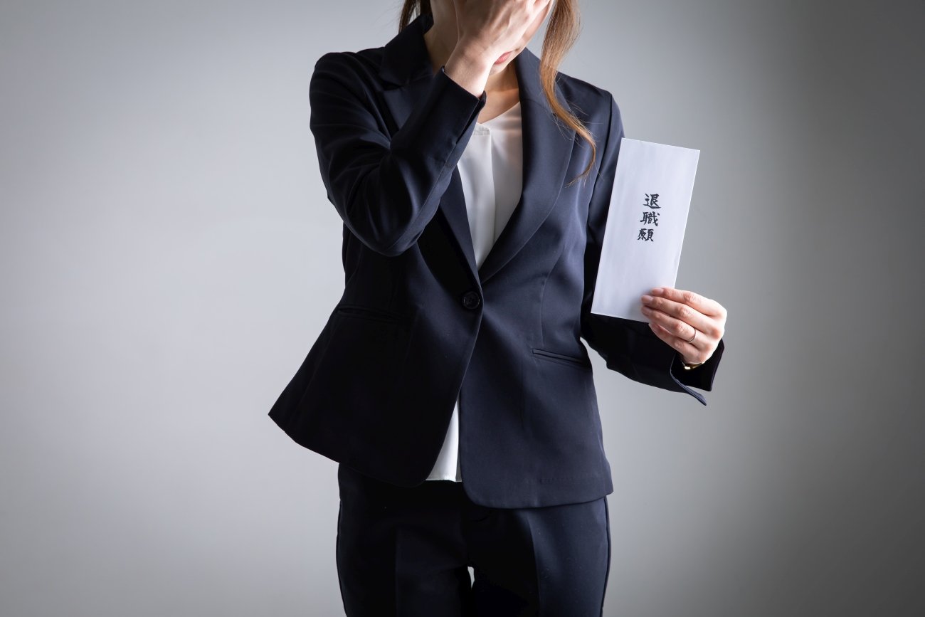【ひどすぎる】入社3ヵ月で50％の新入社員が辞めた！ 社長が命じた時代遅れな作業とは？