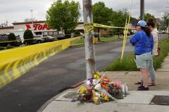 NY州銃乱射ライブ動画、ネット拡散なお阻止できず