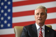 米大統領補佐官、コロナに感染　業務は継続