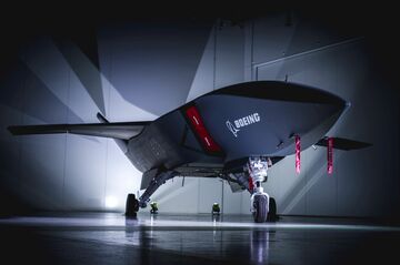 米陸海空軍で進む無人化技術、将来は民間に応用も