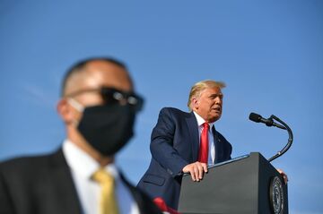 トランプ陣営を襲った波乱の1週間、その舞台裏