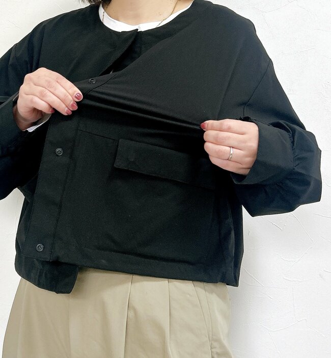 考えた人、天才じゃん！ワークマンの“花粉対策アウター”が1900円とは思えない実力！「ティッシュが常備できる」「2色買いました」