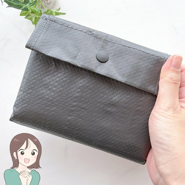 「汚れても大丈夫で、めっちゃ軽い！」ローソンでしか買えない“無印良品のたためるバッグ”が優秀すぎる！「2件目でゲット」「大きさちょうどいい」