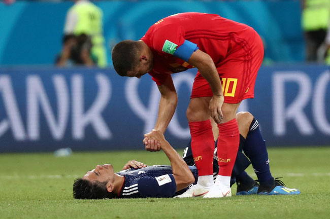 サッカーワールドカップ、日本対ベルギー戦での香川真司とエデン・アザール