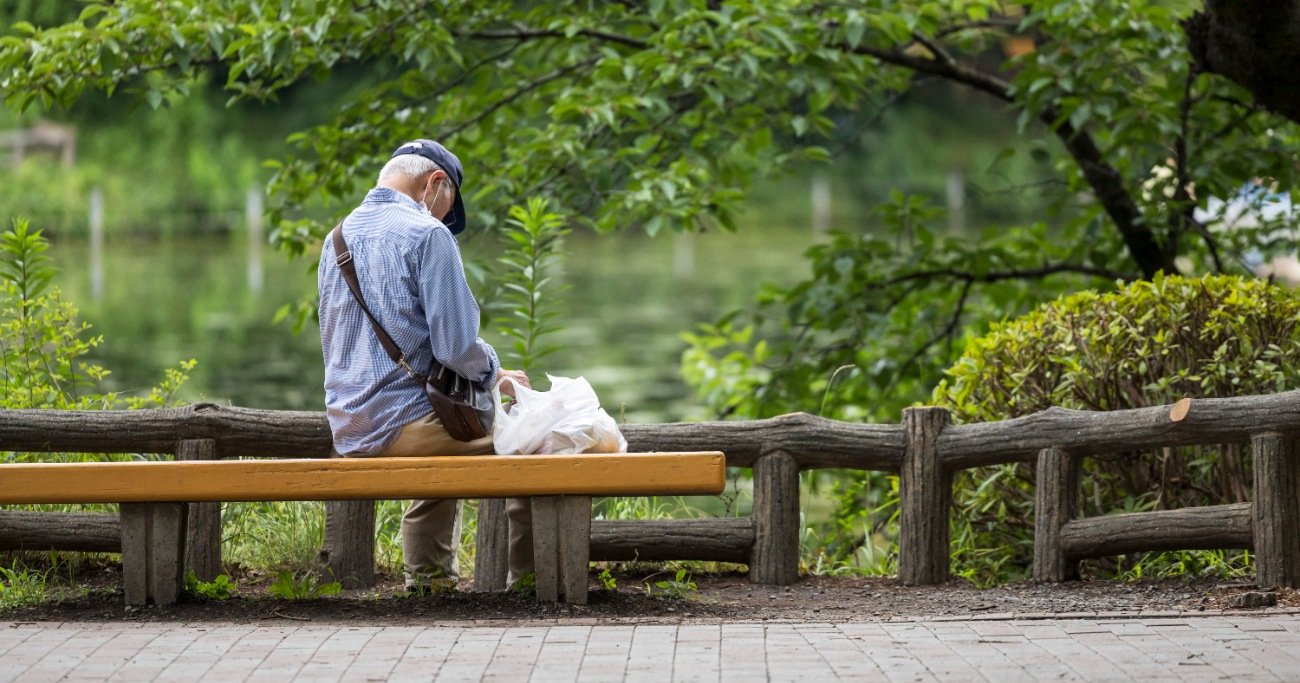 年をとってから「人から距離を置かれる人」の特徴・ワースト1