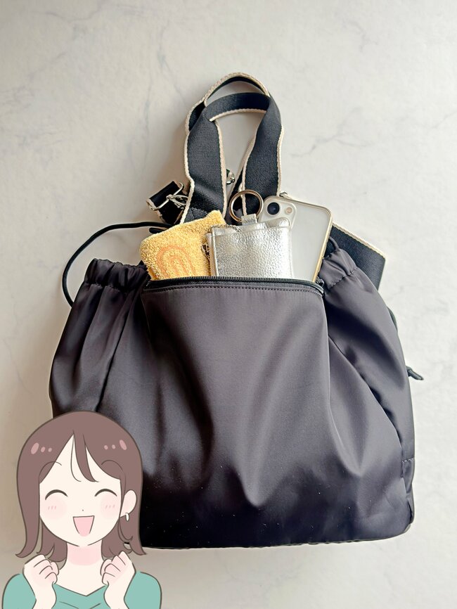 しまむら×トムとジェリーの「ポケットたくさんバッグ」大人かわいいのに収納力スゴすぎるの!