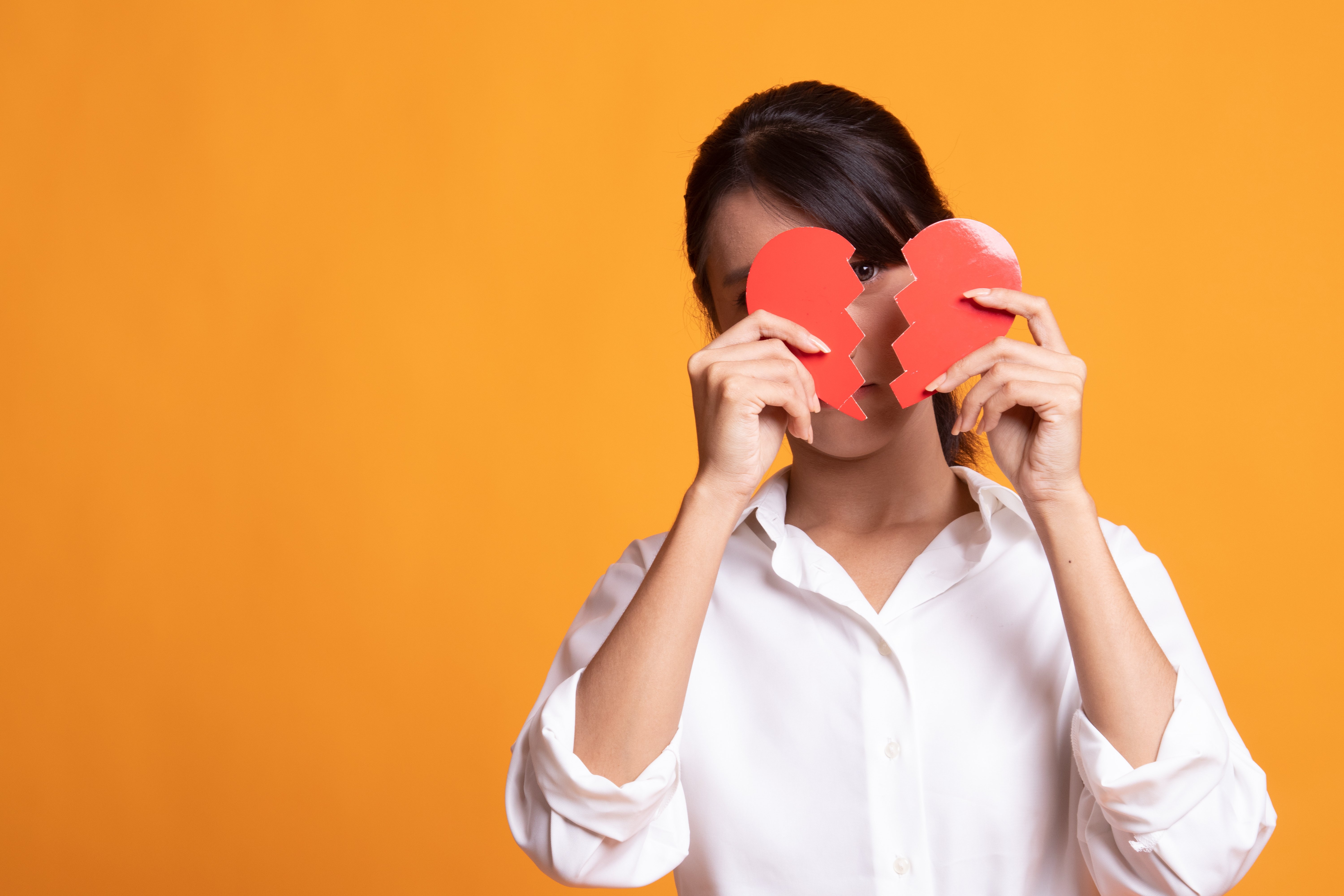 【現役僧侶が教える】失恋の打撃から立ち直るための3つのステップとは?