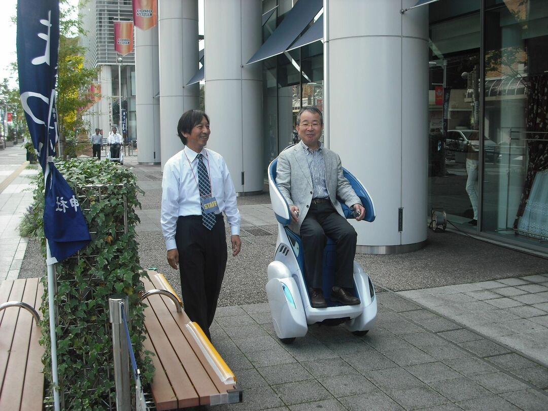 豊田市の超小型モビリティ実証実験に見る<br />都市内交通革命の可能性とトヨタの本音