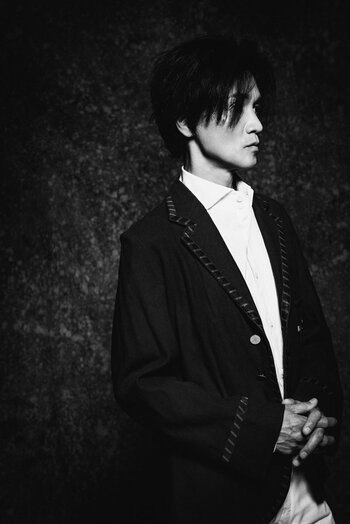 成田昭次