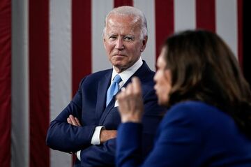 バイデン氏とハリス氏、年月重ねた関係構築の内幕