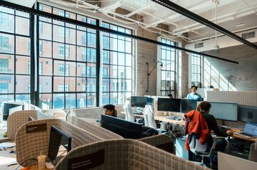 生成AI企業にネットは小さすぎか　学習データ不足に懸念
